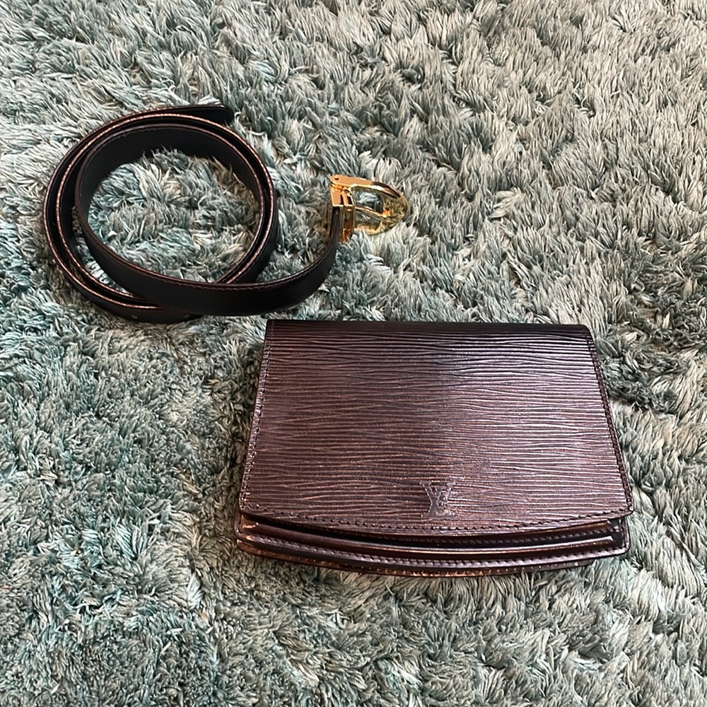 Louis Vuitton Epi leather belt bag